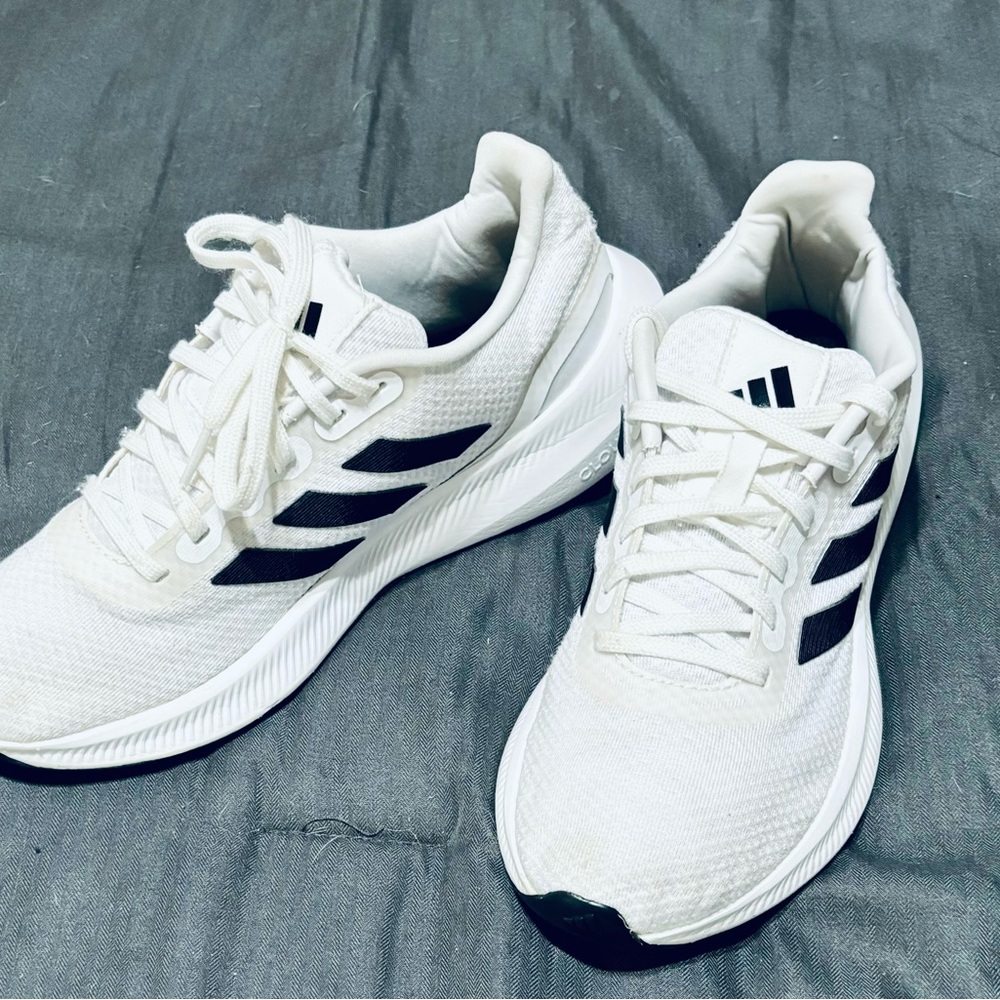 Women Adidas Sneakers